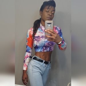 Meet your Posher, Felicia